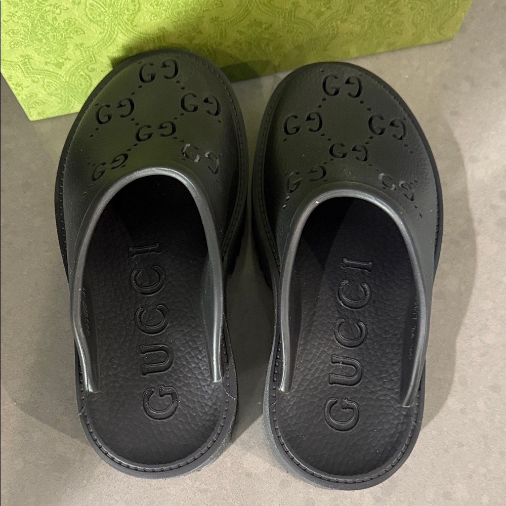 Gucci GG Black rubber Women's Platform Clogs 🖤🖤🖤 - Picture 6 of 12